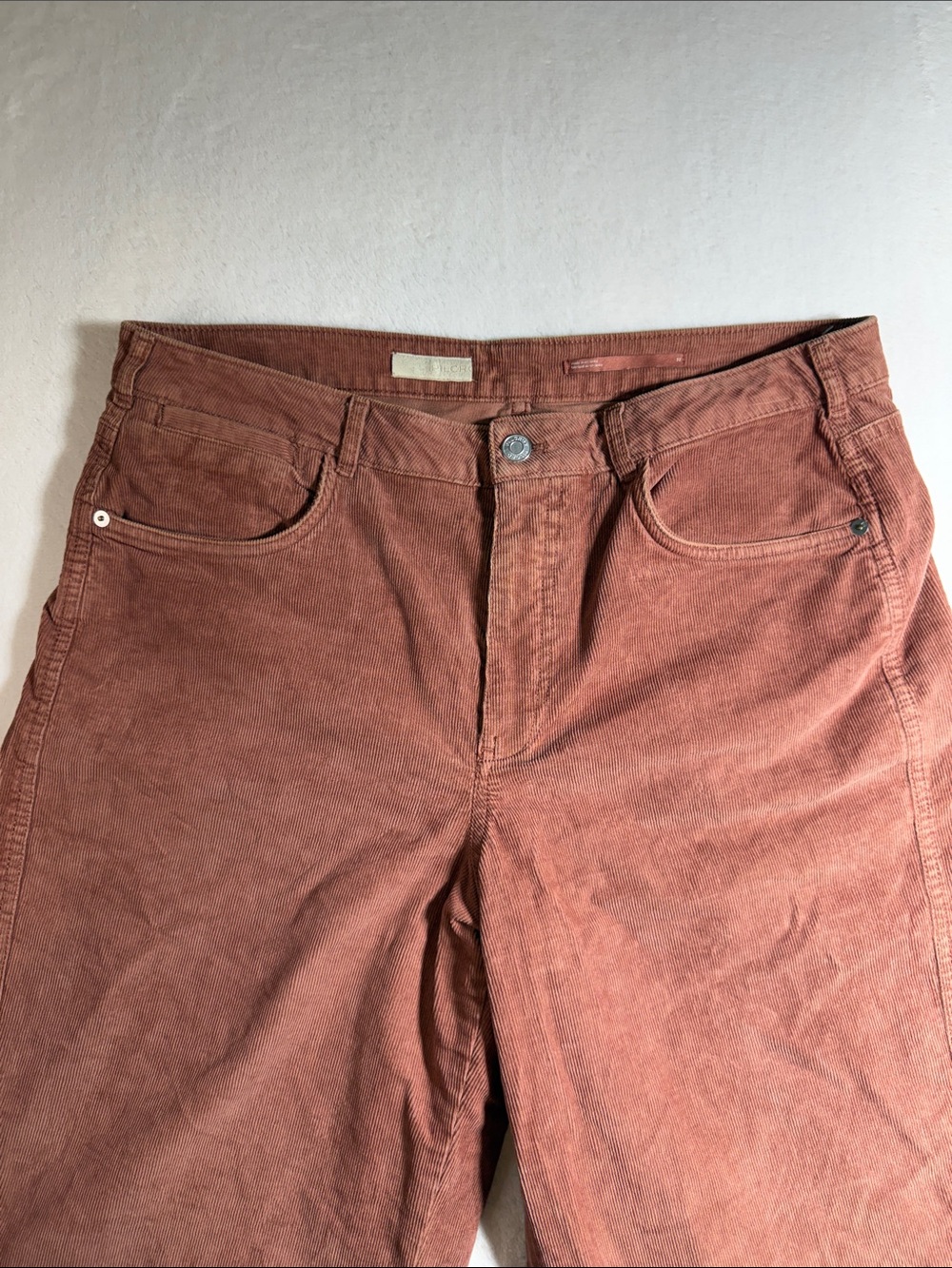 Pilcro Wide-Leg Corduroy Jeans in Dusty Rust Rose - Picture 4 of 8